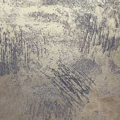 Фактурное покрытие и золото